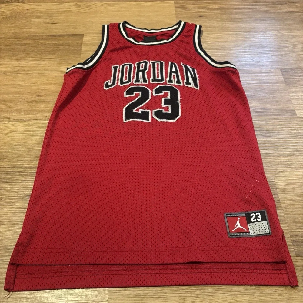 Nike Air Jordan Jersey Youth Boys Large 12-13 Red Black Chicago Bulls Jordan #23